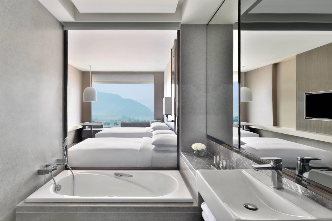 Kathmandu Marriott Hotel Екстер'єр фото