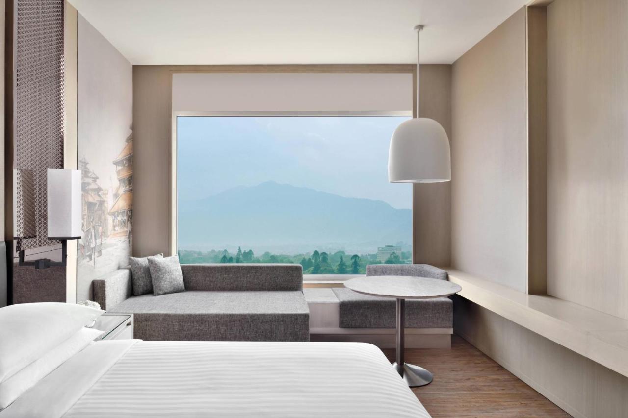 Kathmandu Marriott Hotel Екстер'єр фото